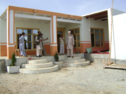 Returnee families in a completed shelter